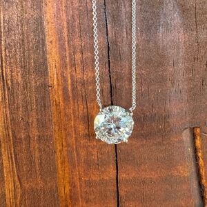 14K White Gold 5.01 CT Lab Grown Round Diamond Solitaire Necklace IGI Report